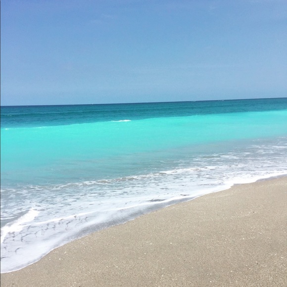 Meet your Posher, Nya - Picture 2 of 8